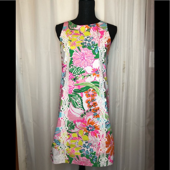 Lilly Pulitzer Other - Lilly Pulitzer•Girls Size XL•Floral Embroidered